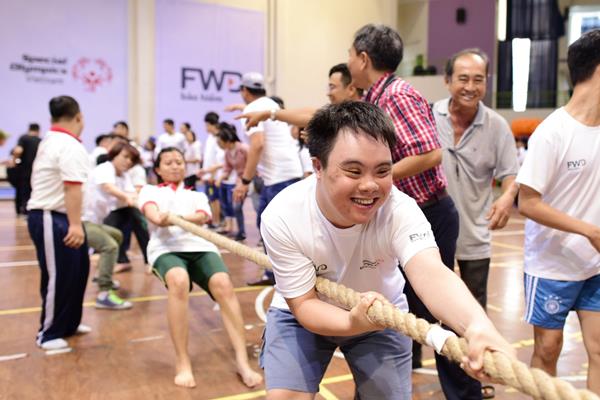 FWD và Special Olympics hỗ trợ người thiểu năng tại Việt Nam
