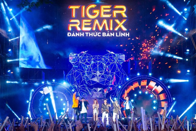 Ưng Hoàng Phúc, Sơn Tùng MTP, Đông Nhi, Đức Phúc tiếp tục bùng nổ cùng fan Cần Thơ tại Tiger Remix 2019